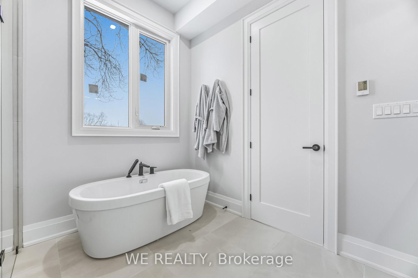 711 Hillview Crescent - Photo 36