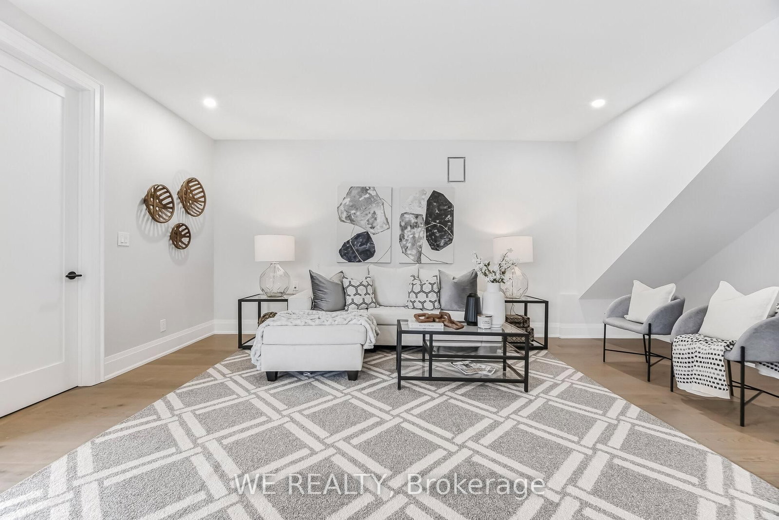 711 Hillview Crescent - Photo 42