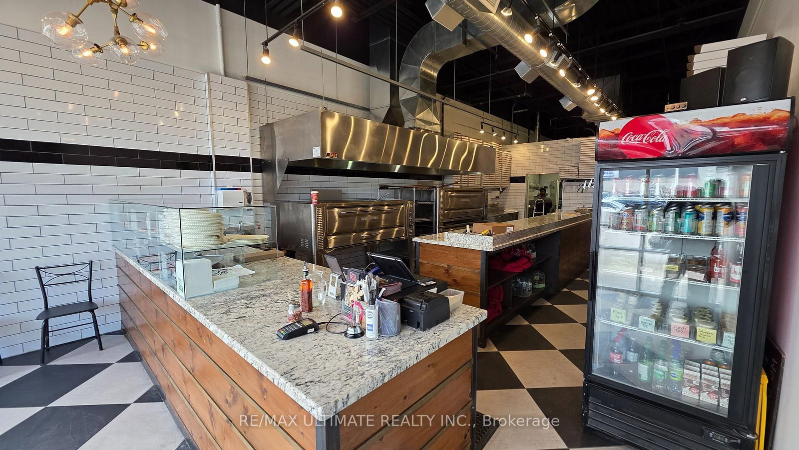 4071 Thickson Road N, Unit 2 - Photo 2