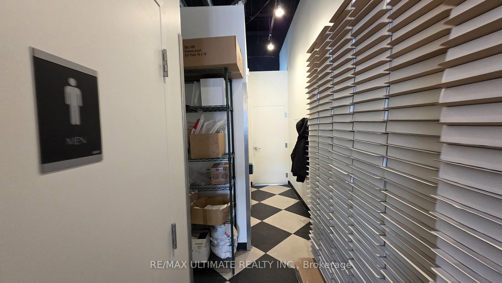 4071 Thickson Road N, Unit 2 - Photo 8