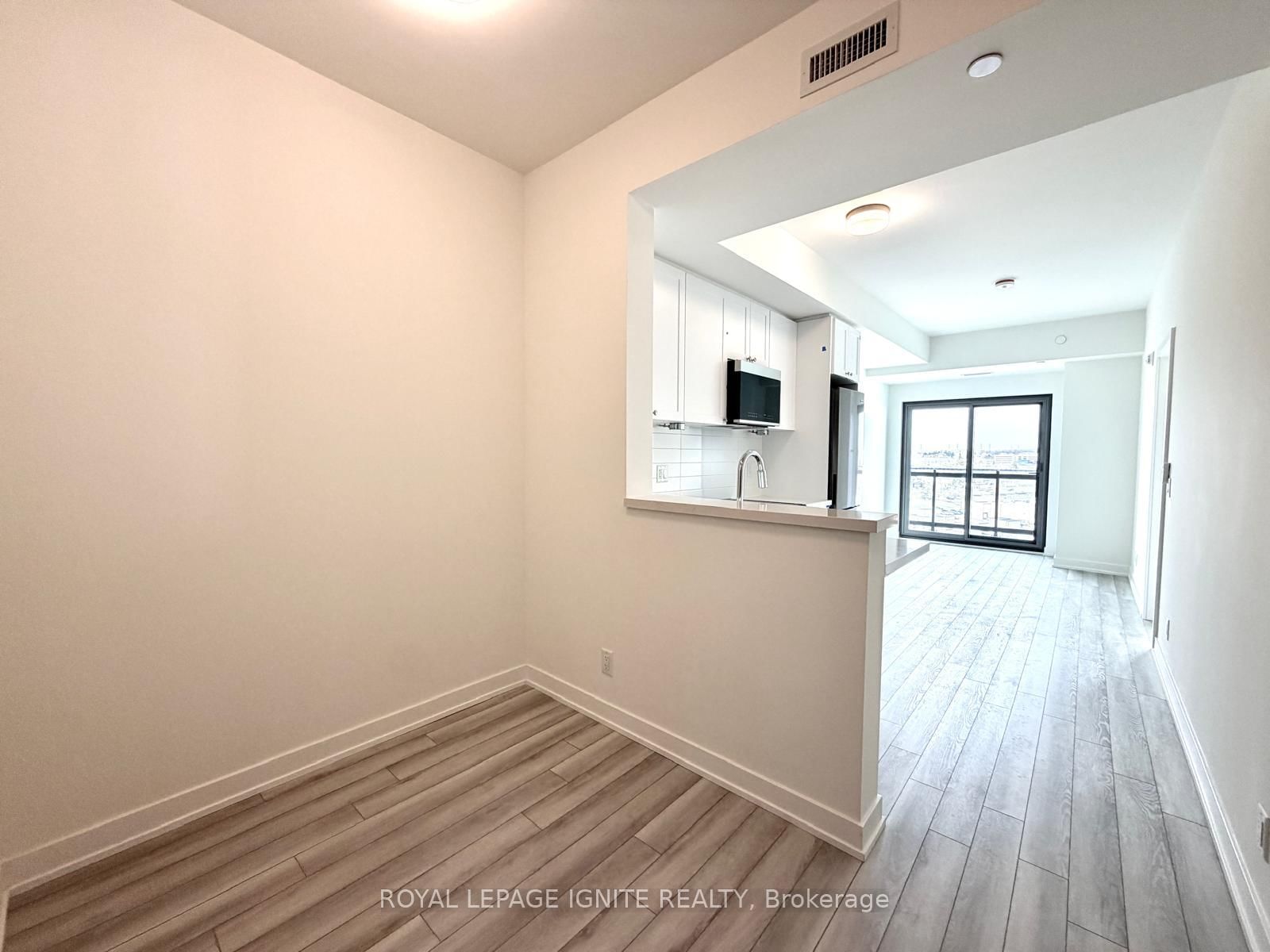 51 Clarington Boulevard, Unit 1110 - Photo 7