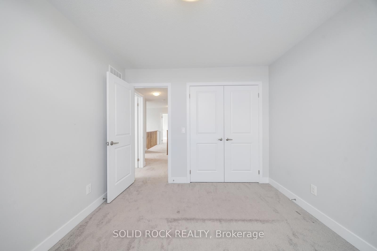 1076 Thompson Drive - Photo 32