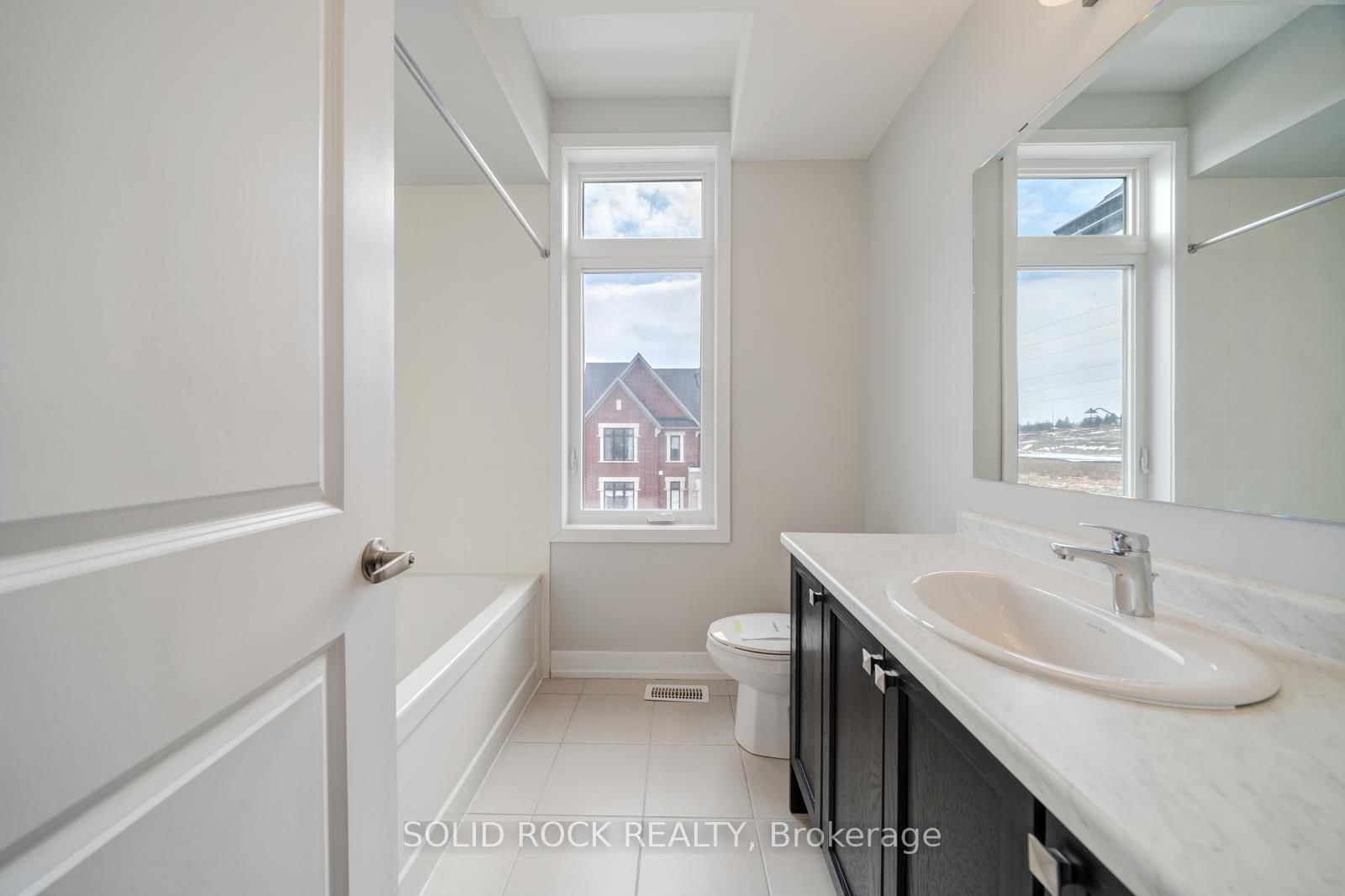 1076 Thompson Drive - Photo 38