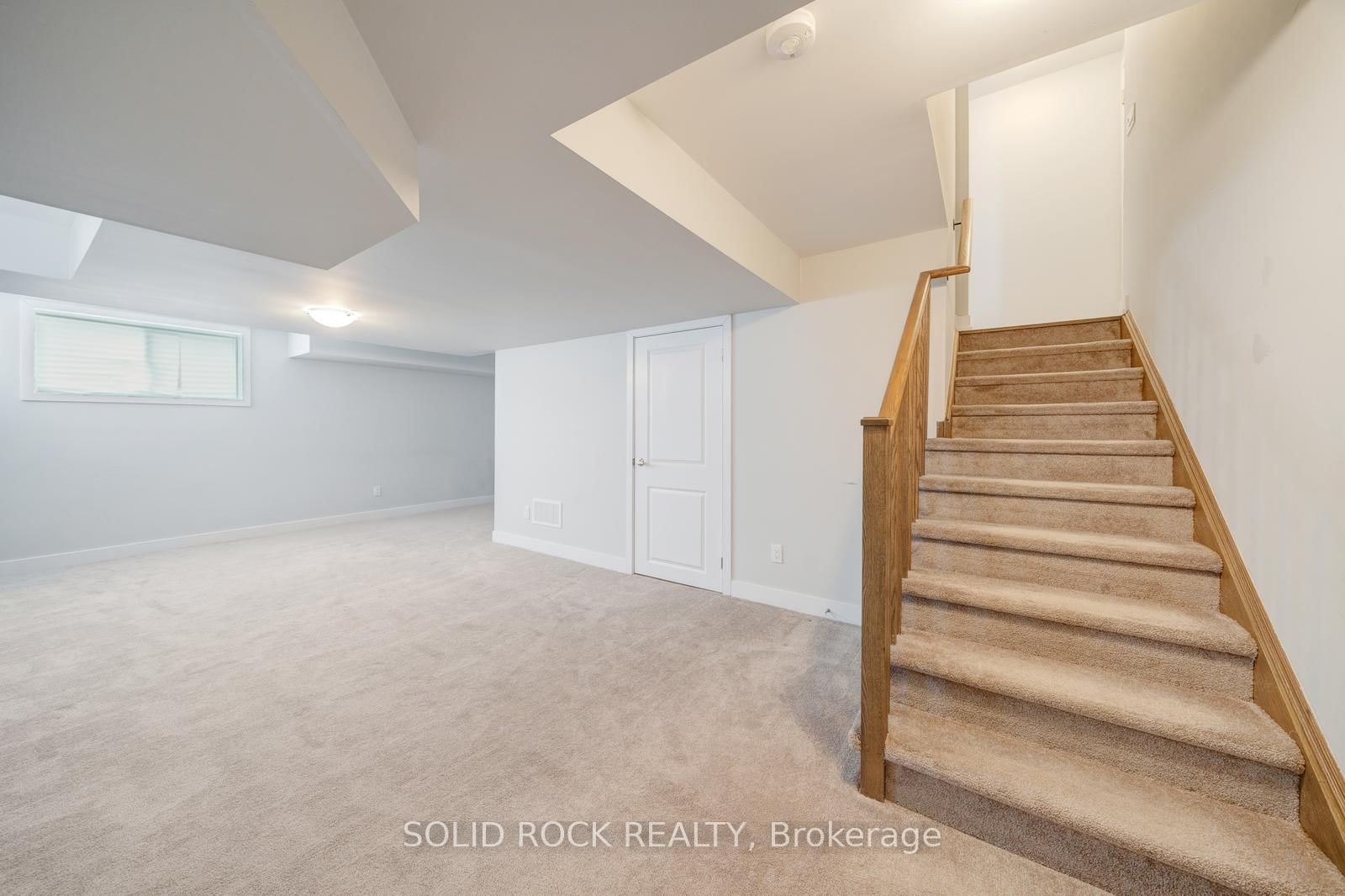 1076 Thompson Drive - Photo 39