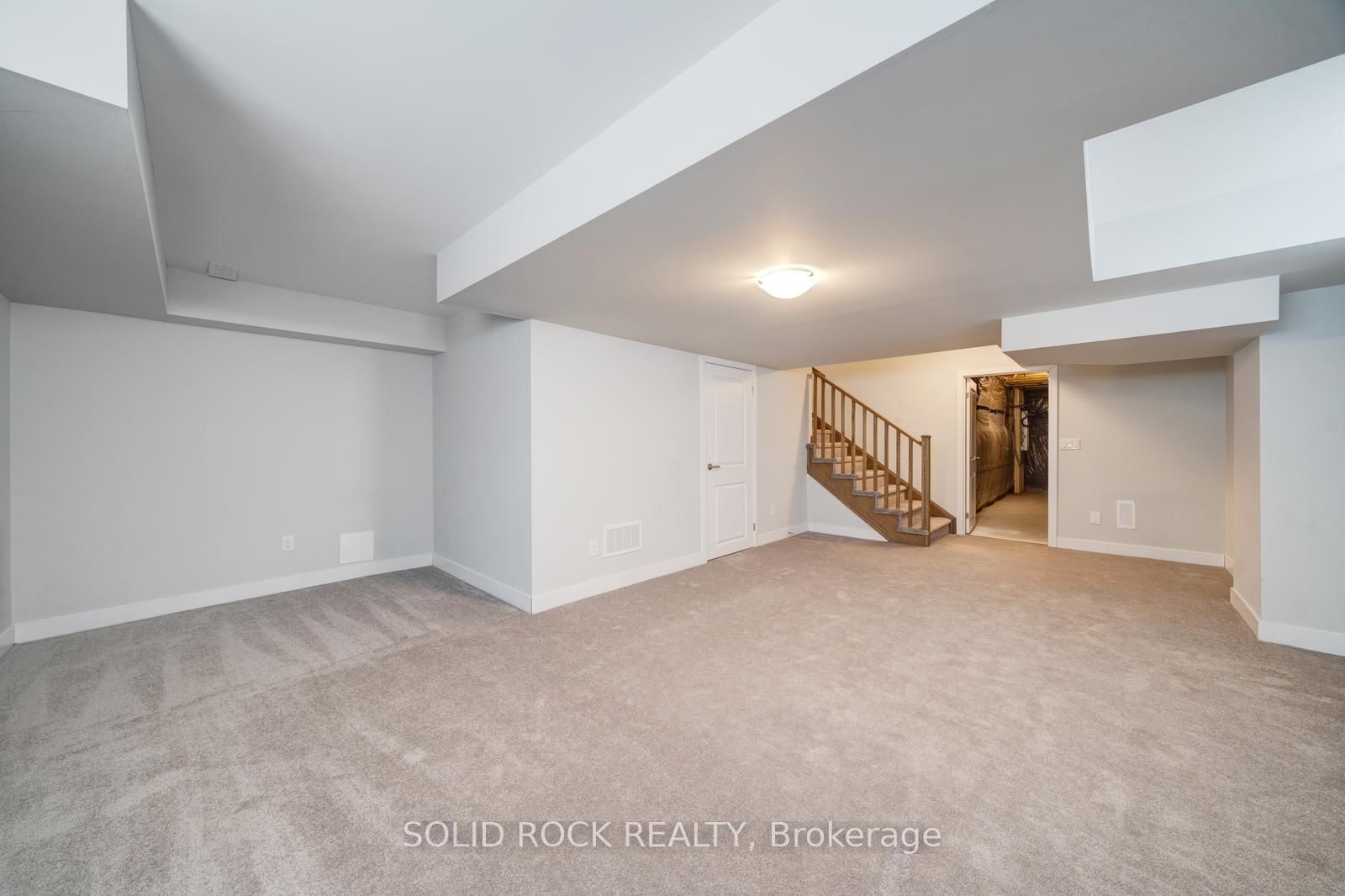 1076 Thompson Drive - Photo 42