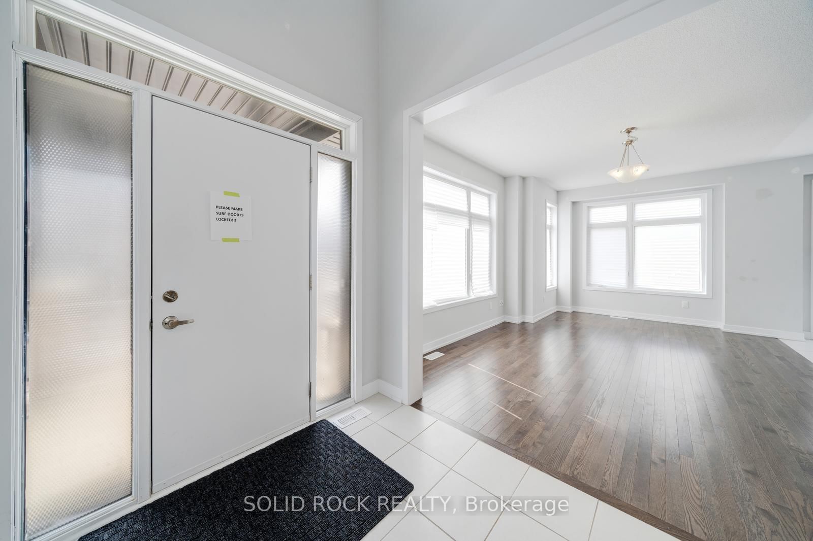 1076 Thompson Drive - Photo 6