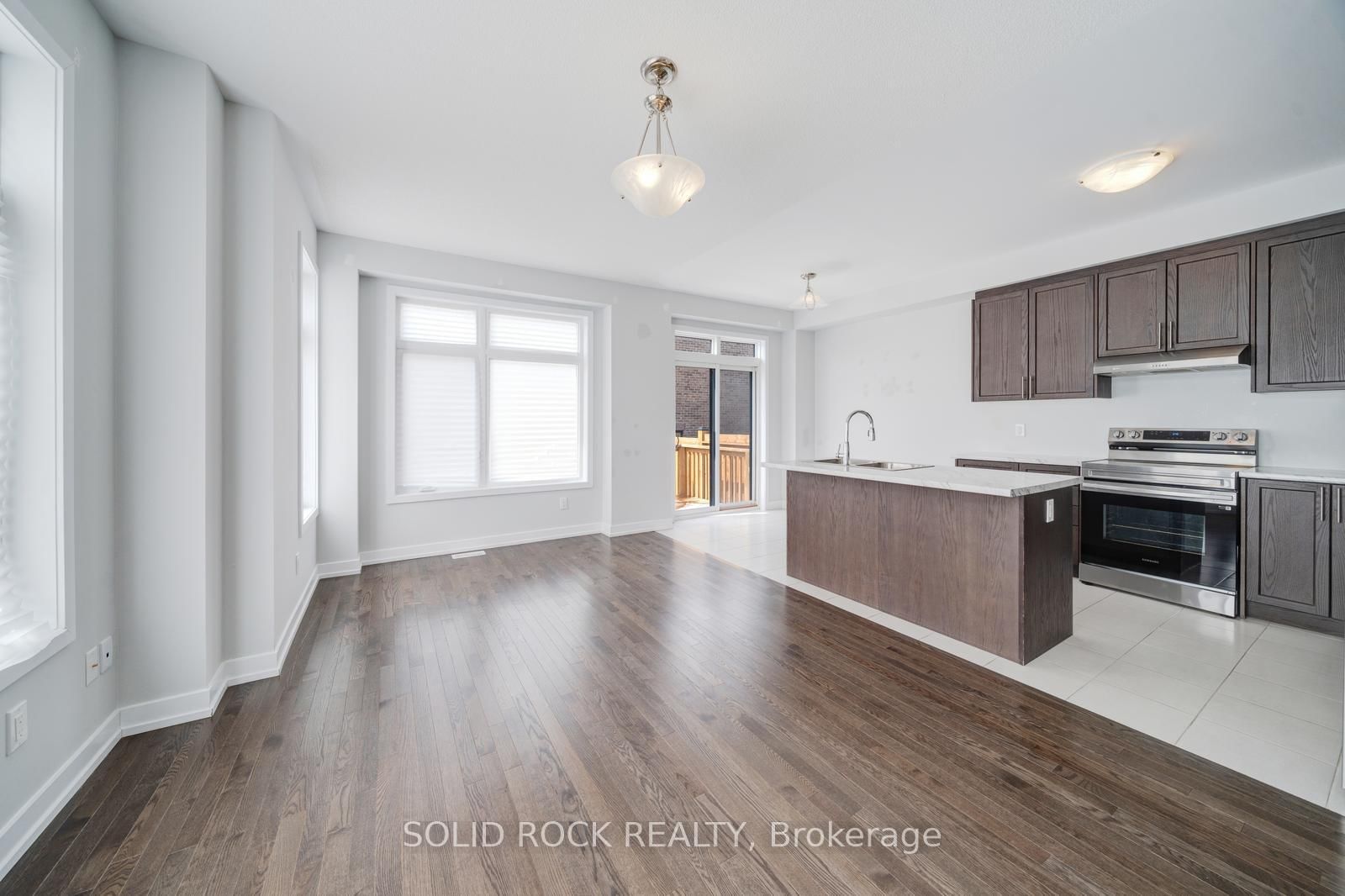 1076 Thompson Drive - Photo 8