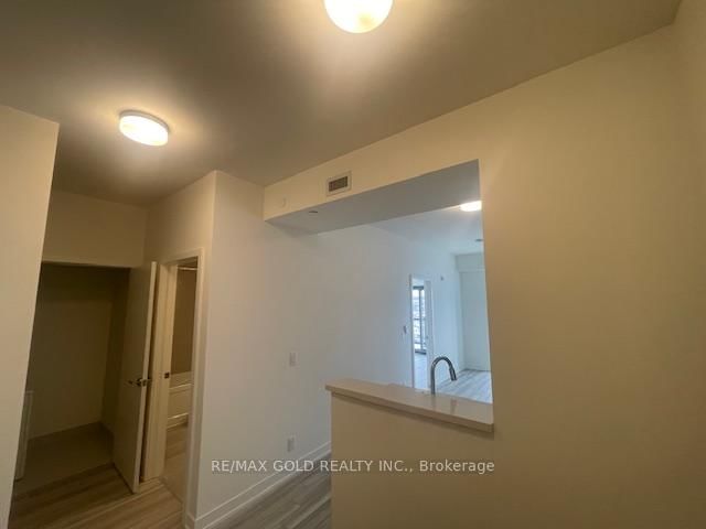 51 clarington Boulevard, Unit 1115 - Photo 7