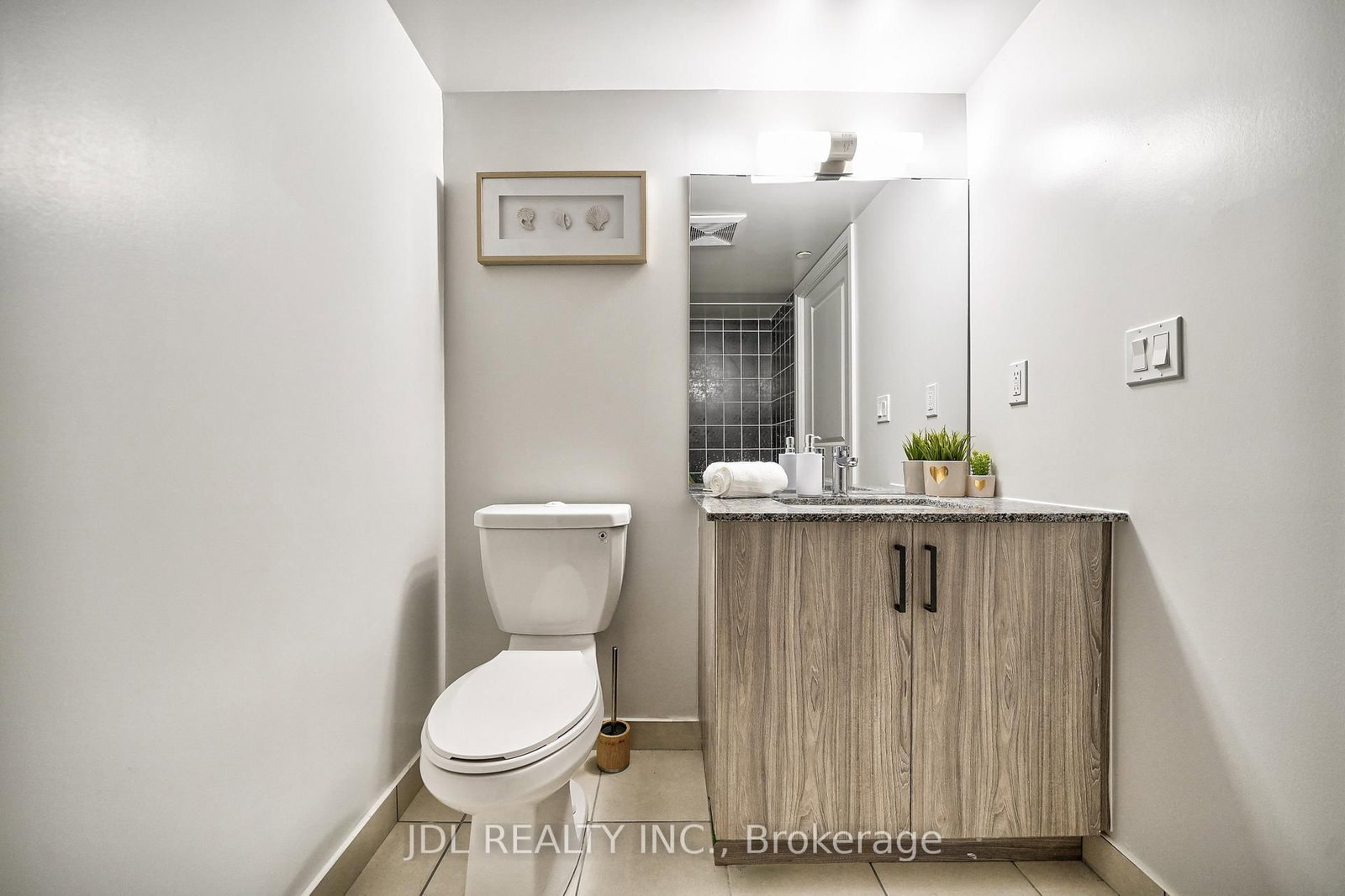 20 Meadowglen Place, Unit 334 - Photo 24