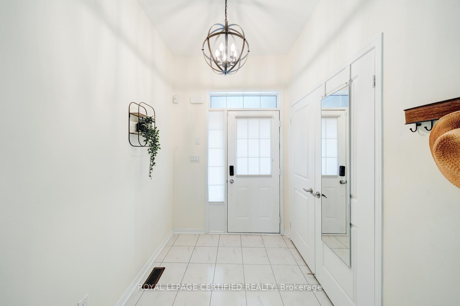 71 Rimrock Crescent - Photo 4