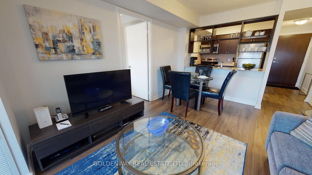 1801 - 151 Village Green Square