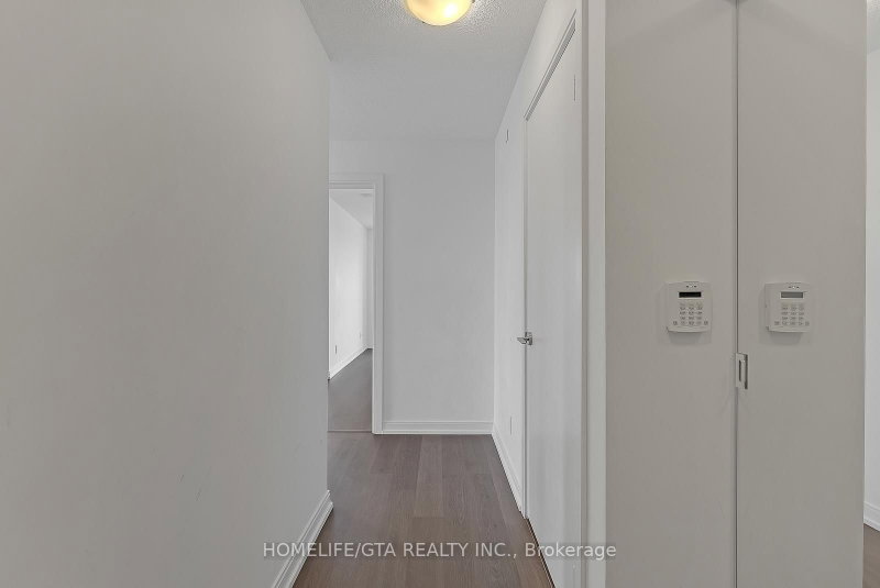 Room1
