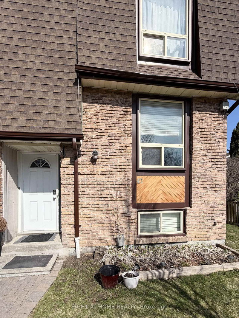 42 - 1400 Mary St N, Oshawa, L1G 7B6 | Image 2