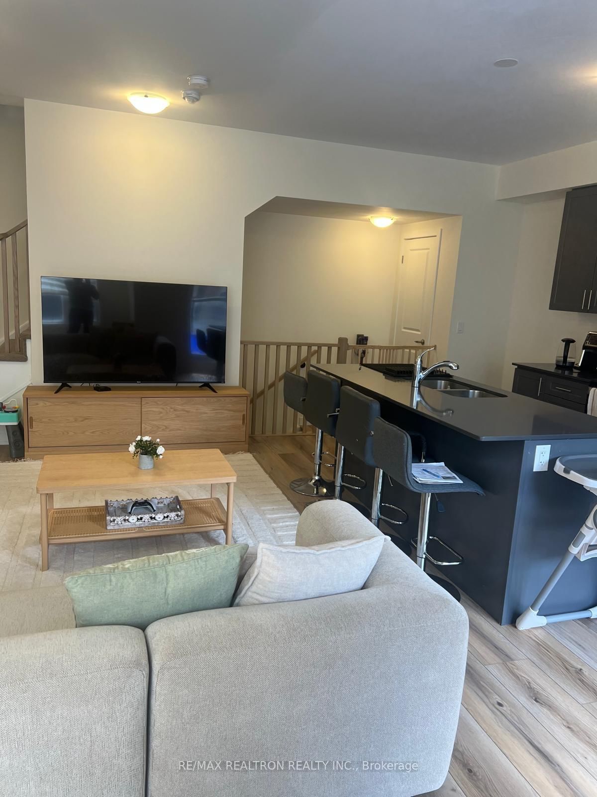 1695 Dersan Street S, Unit 1009 - Photo 2