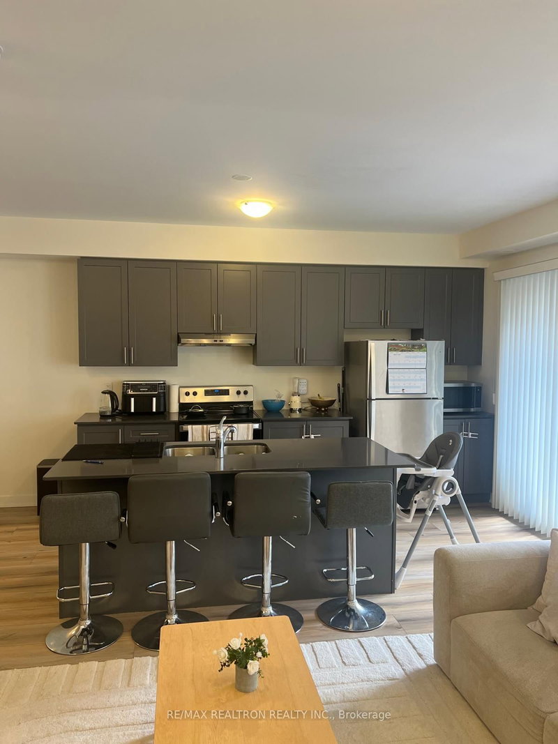 907 - 1695 DERSAN St S, Pickering, L1X 0S9 | Image 3