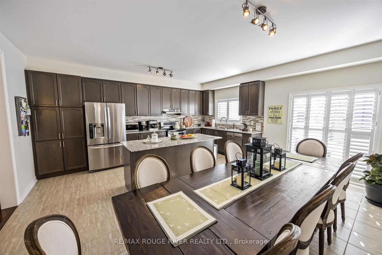 Townhouse for sale at 1721 Carousel Drive, Pickering, Ontario, L1X 0C1 - Duffin Heights - MLS: E12981198