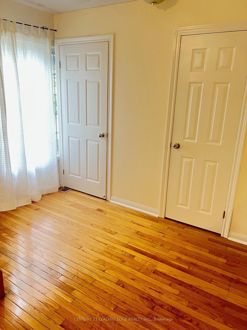 17 COYOTE Cres, Toronto, M1B 6G9 | Image 2