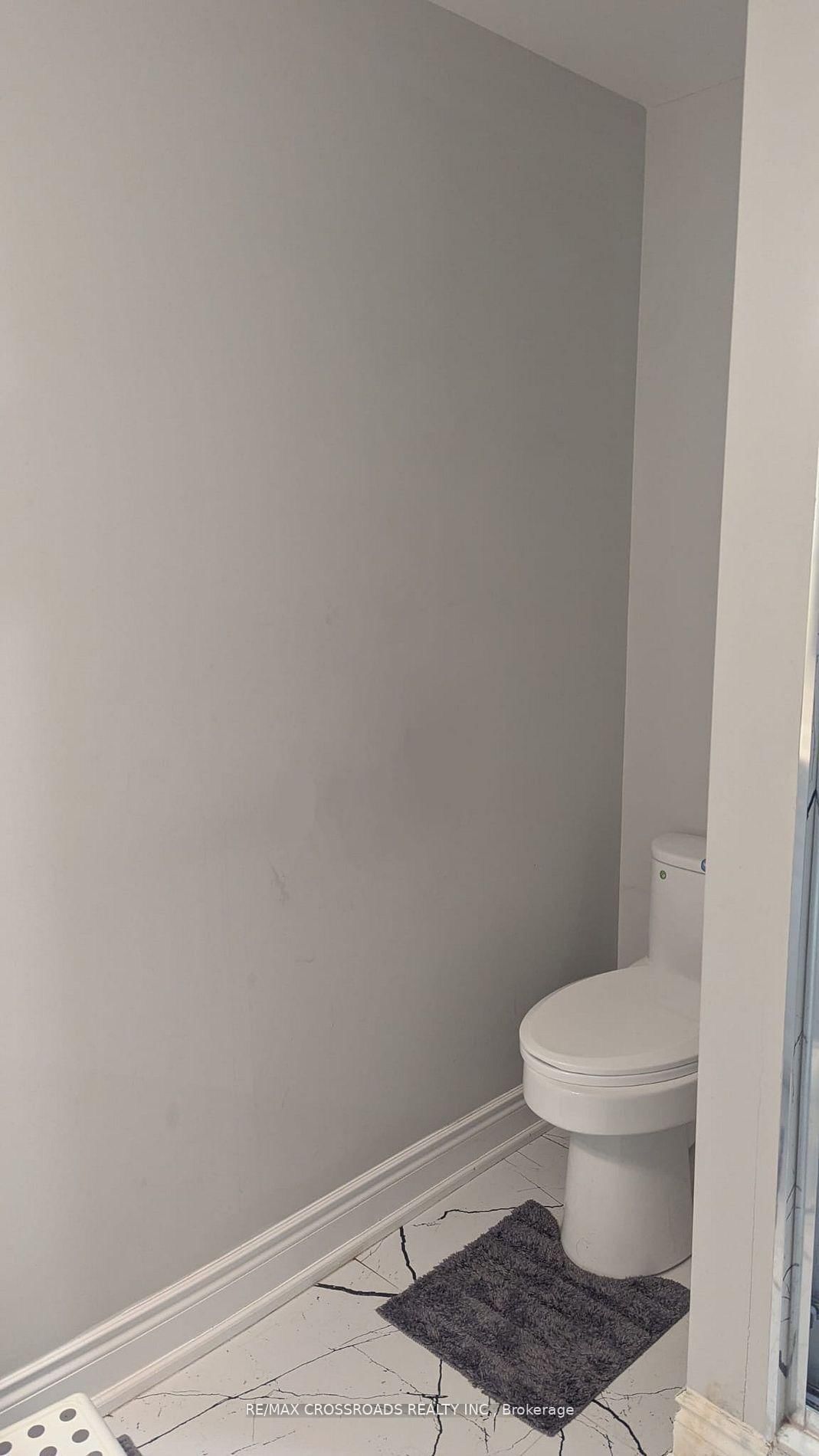 2449 Secreto Drive, Unit Basement - Photo 18