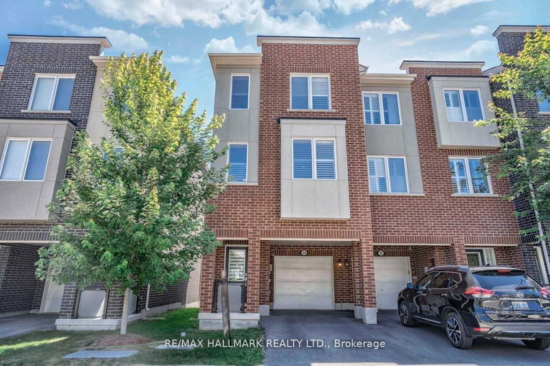 home for lease on 34 Heron Park Place