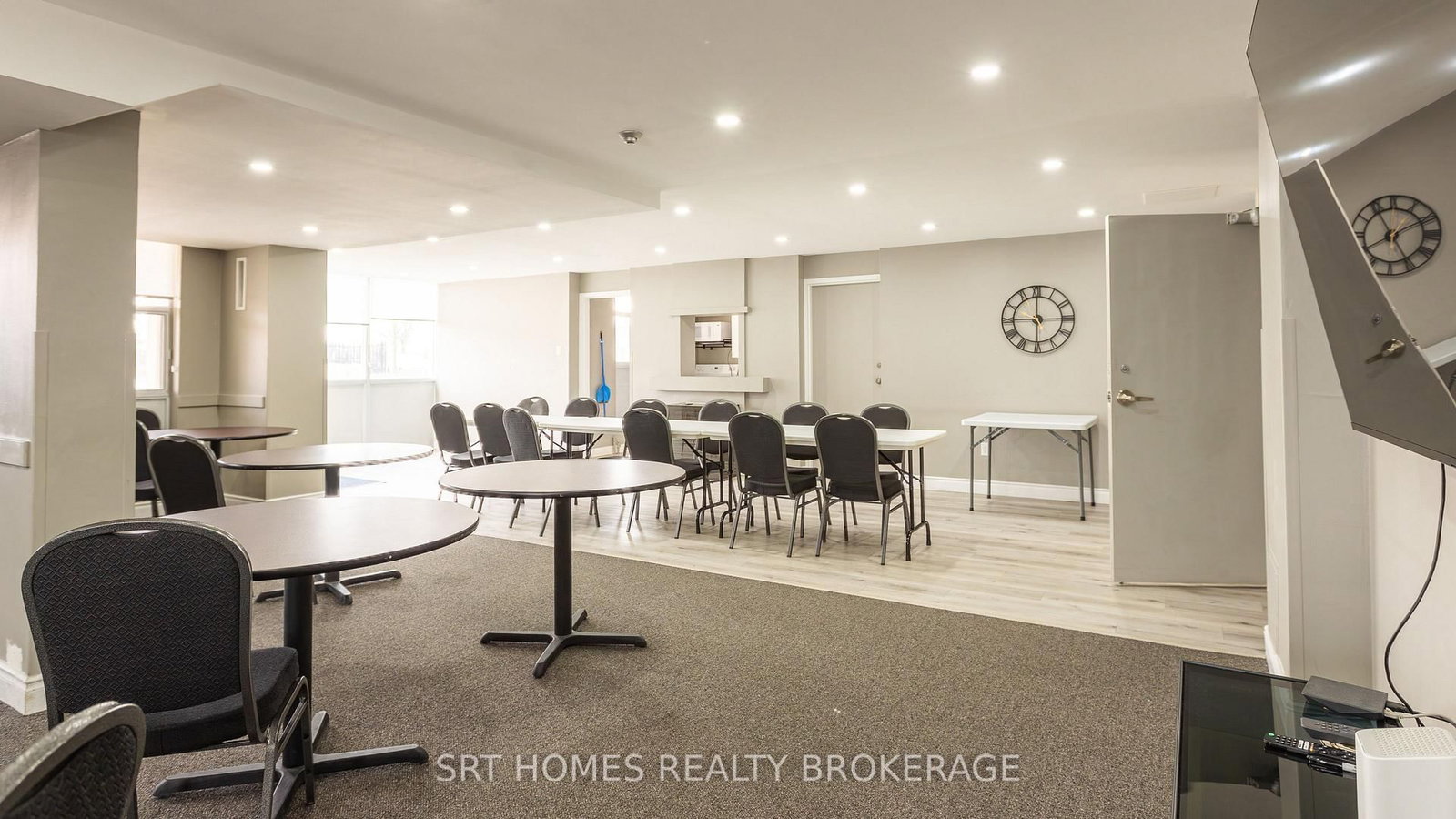 66 Falby Court E, Unit 408 - Photo 32