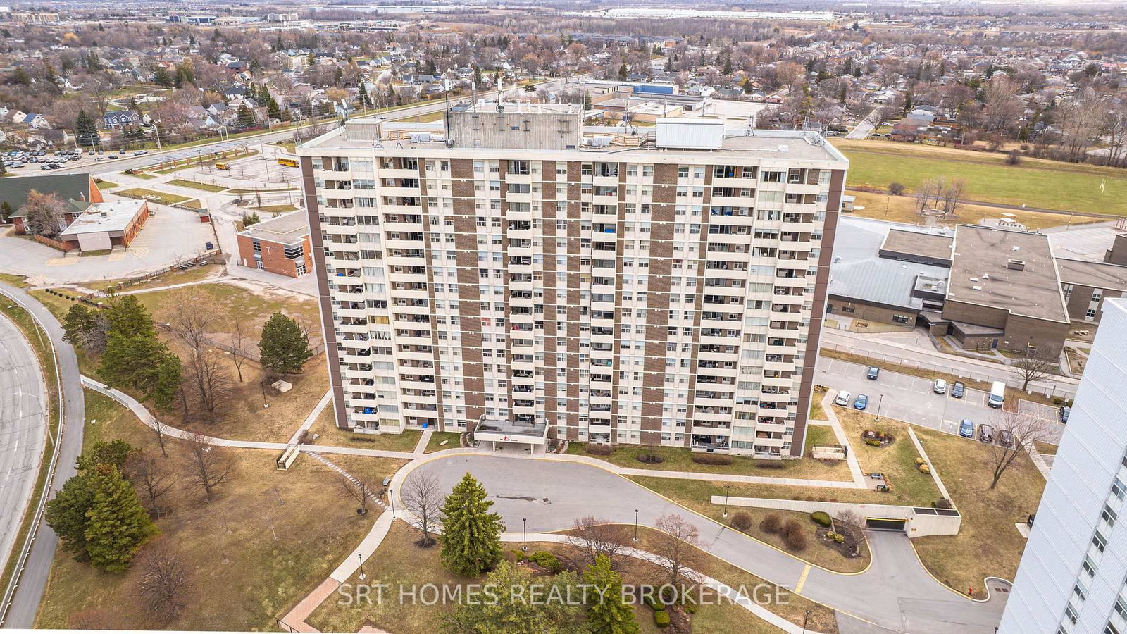 66 Falby Court E, Unit 408 - Photo 44