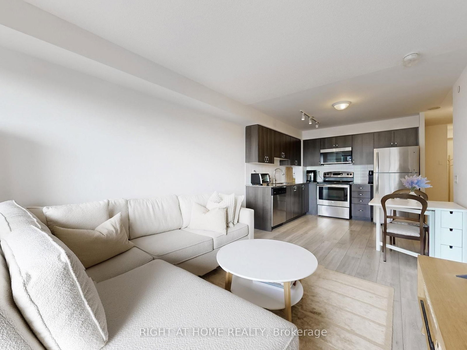 1215 Bayly Street, Unit 405 - Photo 15