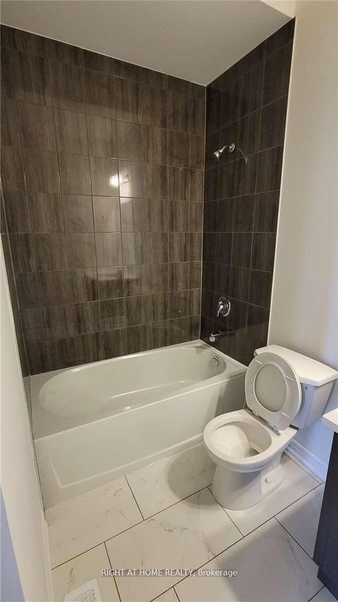 199 Miyako Crt, Oshawa, L1L 0R7 | Image 3