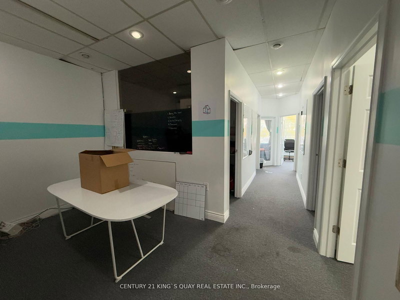 210 - 3459 Sheppard Ave E, Toronto, M1T 3K5 | Image 2