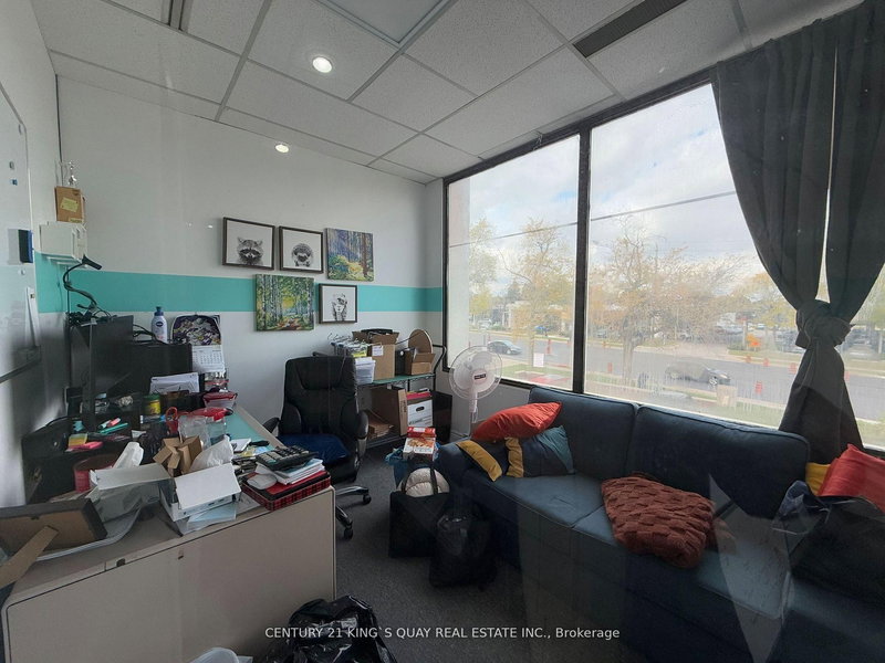 210 - 3459 Sheppard Ave E, Toronto, M1T 3K5 | Image 3