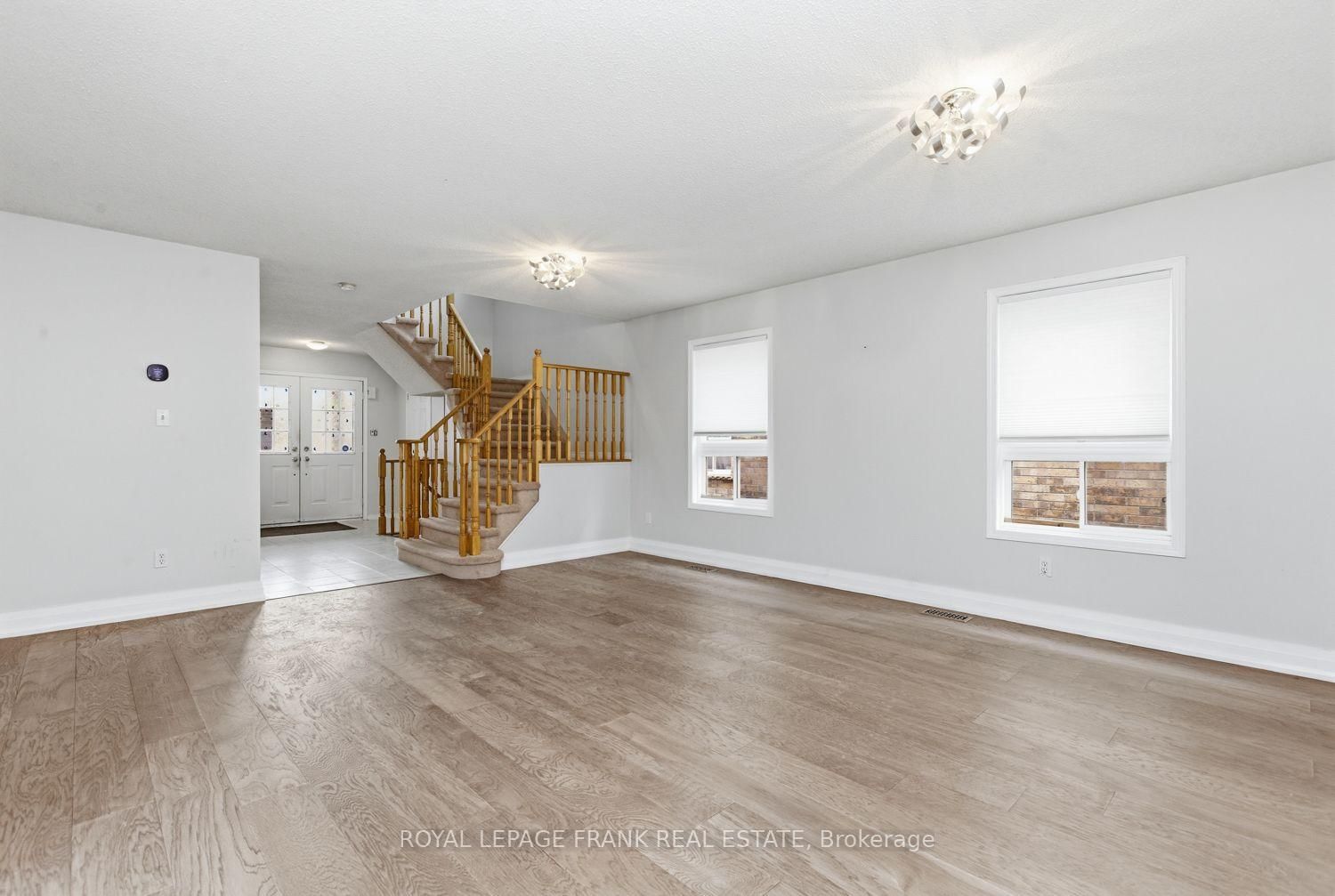 Detached House for sale at 31 Gabrielle Crescent, Whitby, Ontario, L1R 3M6 - Rolling Acres - MLS: E12982190