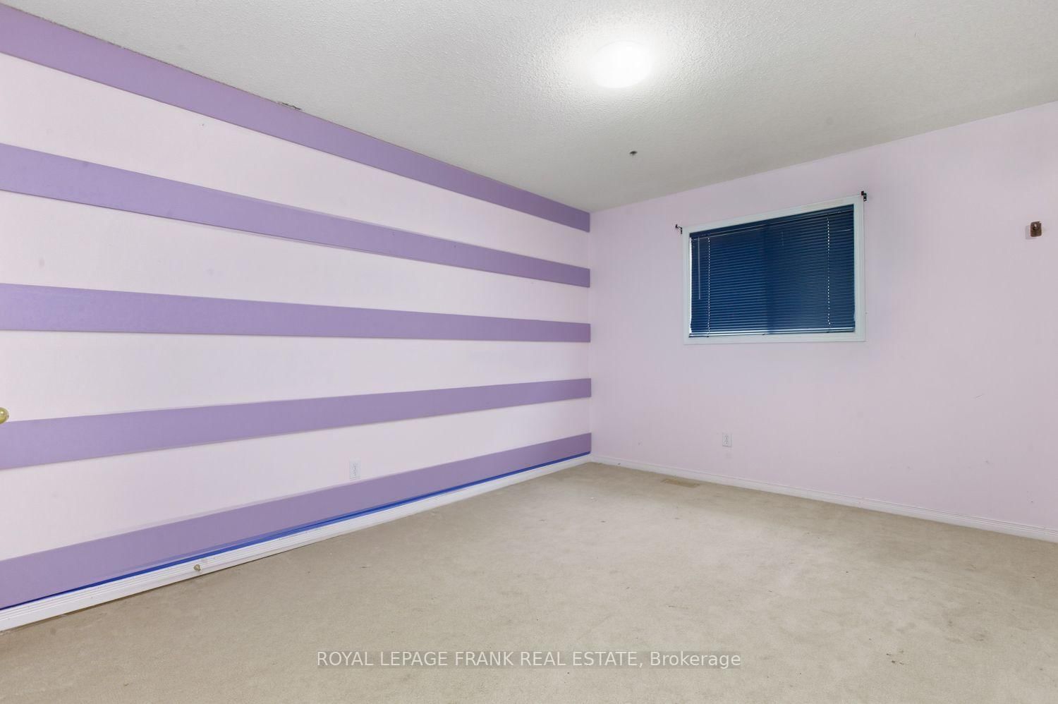 Detached House for sale at 31 Gabrielle Crescent, Whitby, Ontario, L1R 3M6 - Rolling Acres - MLS: E12982190