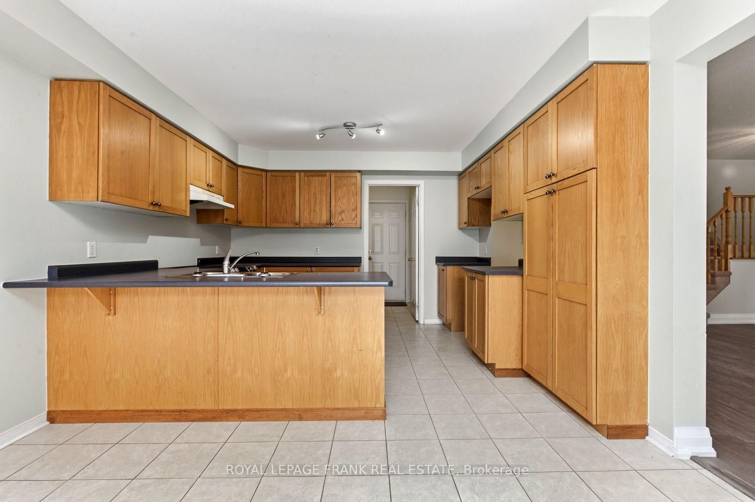 Detached House for sale at 31 Gabrielle Crescent, Whitby, Ontario, L1R 3M6 - Rolling Acres - MLS: E12982190