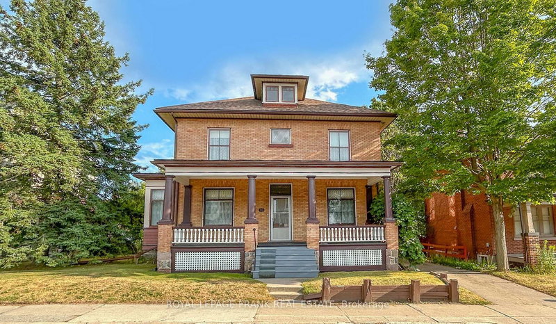 home for sale on 33 Fairbanks Street