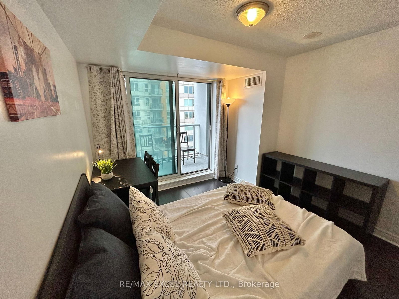 50 Town Centre Court, Unit 1009 - Photo 11