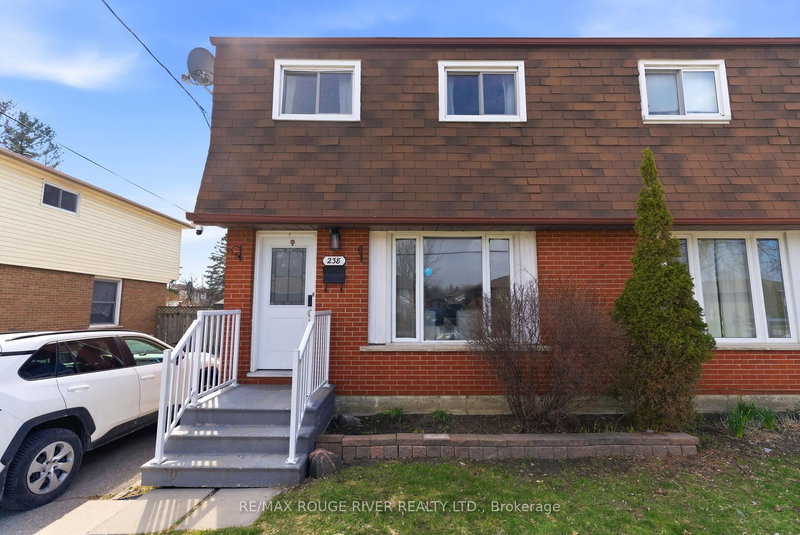 home for sale on 238 Waverly Street S