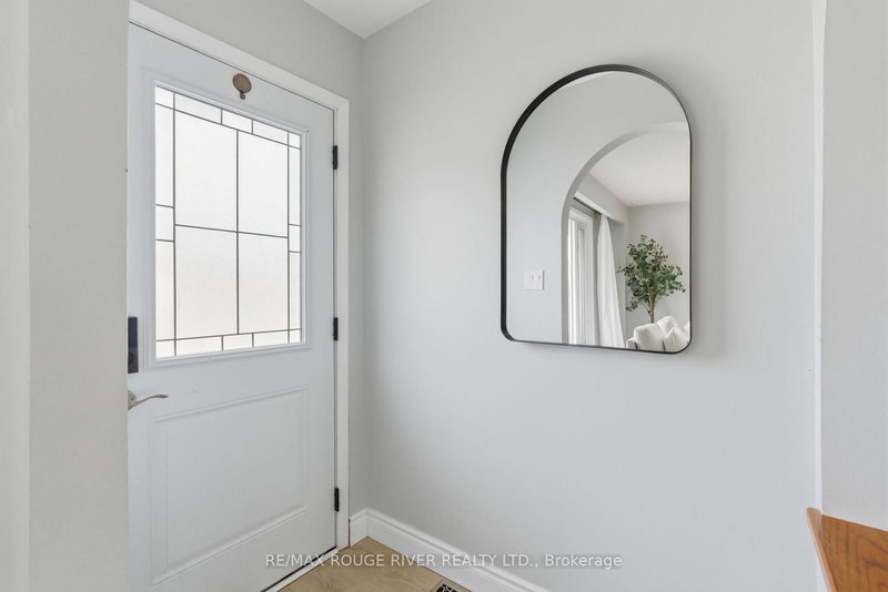 238 Waverly St S, Oshawa, L1J 5V4 | Image 2