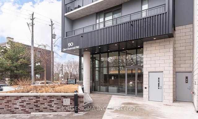 912 - 90 Glen Everest Road