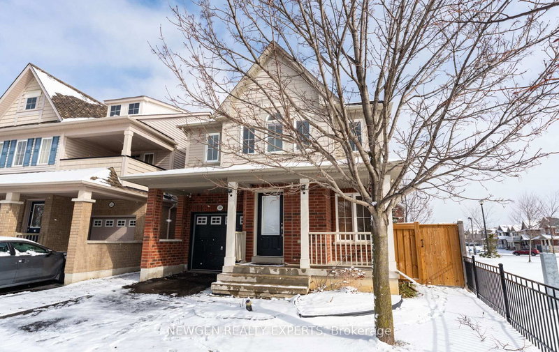 2319 Winlord Pl N, Oshawa, L1L 0B8 | Image 2