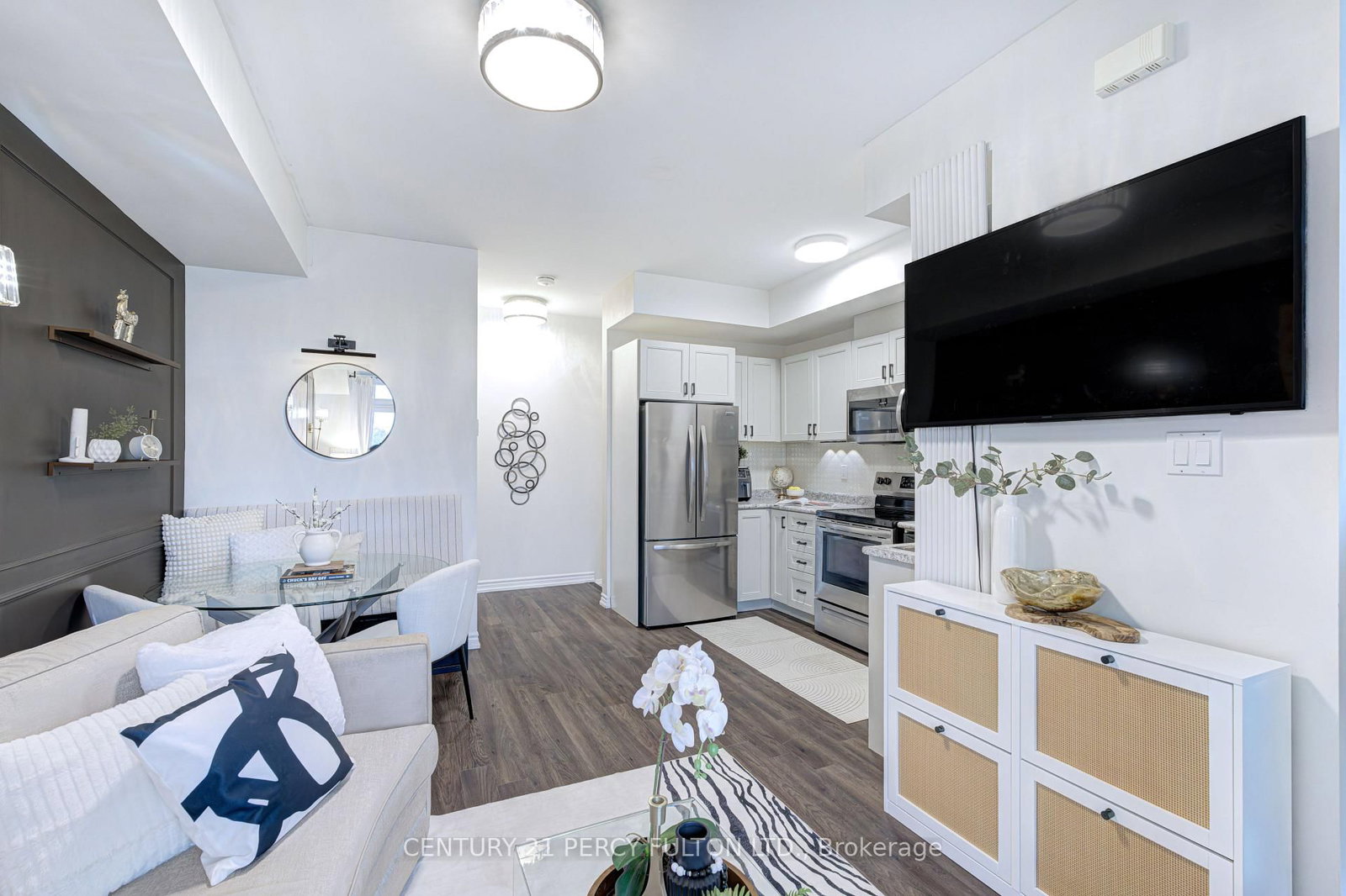 2566 William Jackson Drive - Photo 4