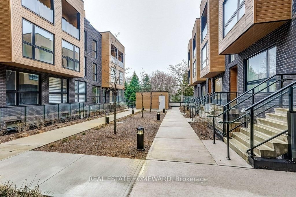 35 Birchcliff Avenue, Unit 16 - Photo 16