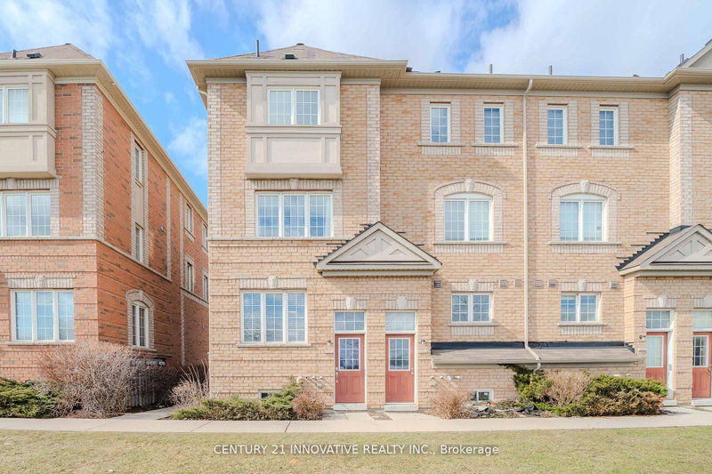 home for sale on 61 Cooperage Lane