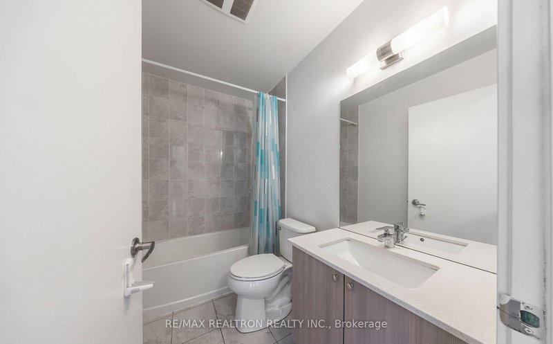 2201 - 1255 Bayly St, Pickering, L1W 1L7 | Image 3