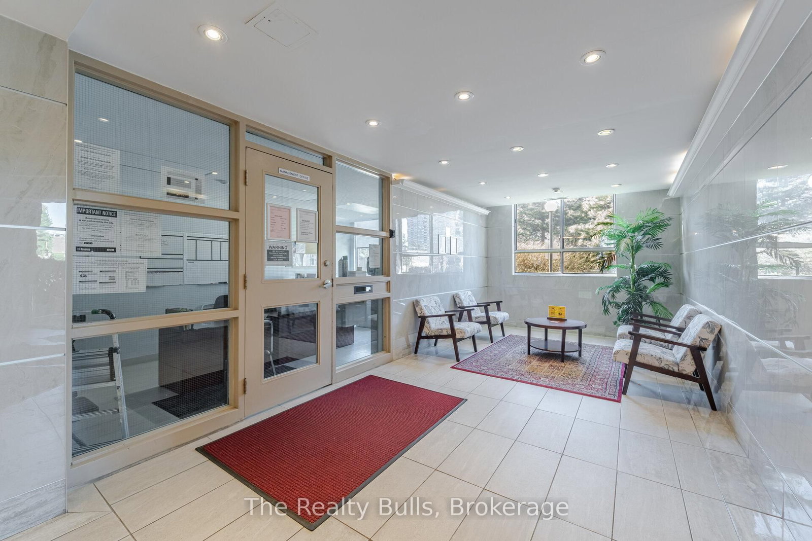 10 Stonehill Court, Unit 907 - Photo 2