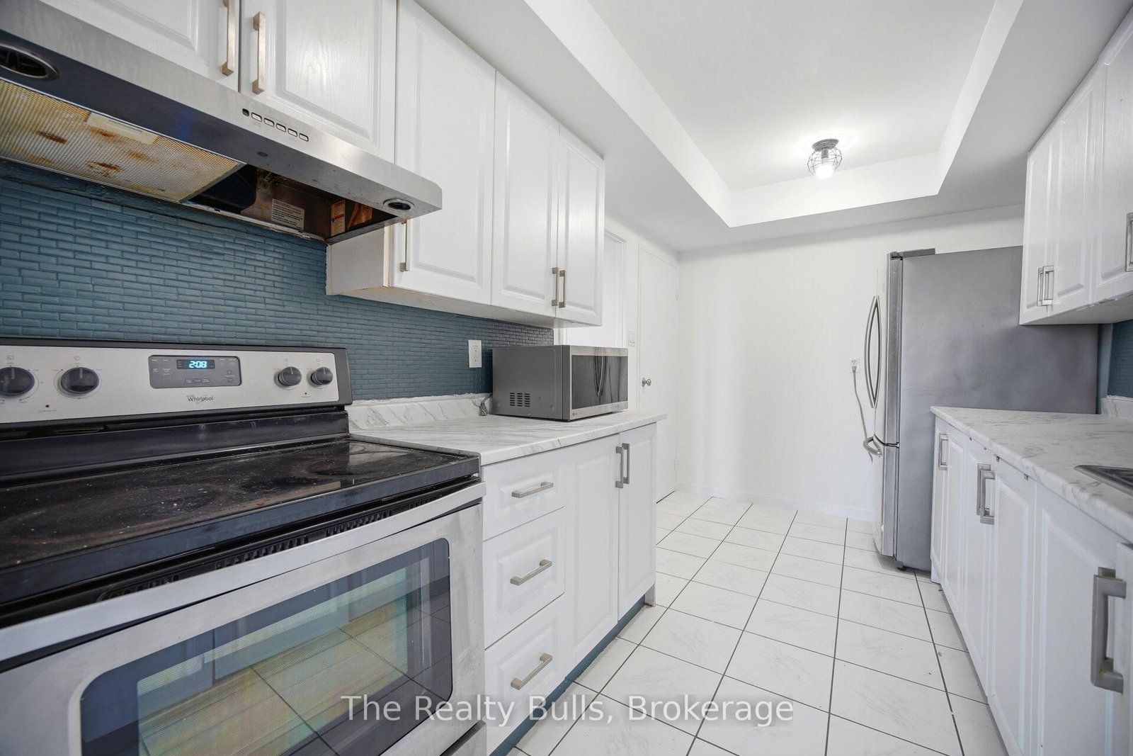 10 Stonehill Court, Unit 907 - Photo 7