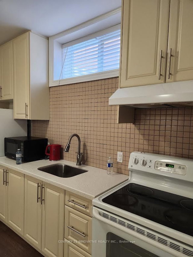 33 Scarborough Golf Club Road