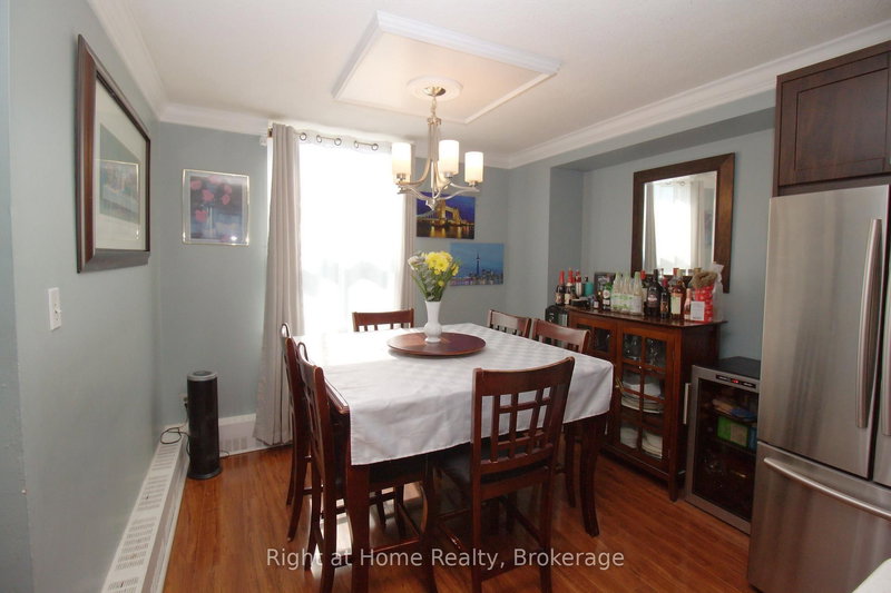 904 - 90 Ling Rd, Toronto, M1E 4Y3 | Image 3