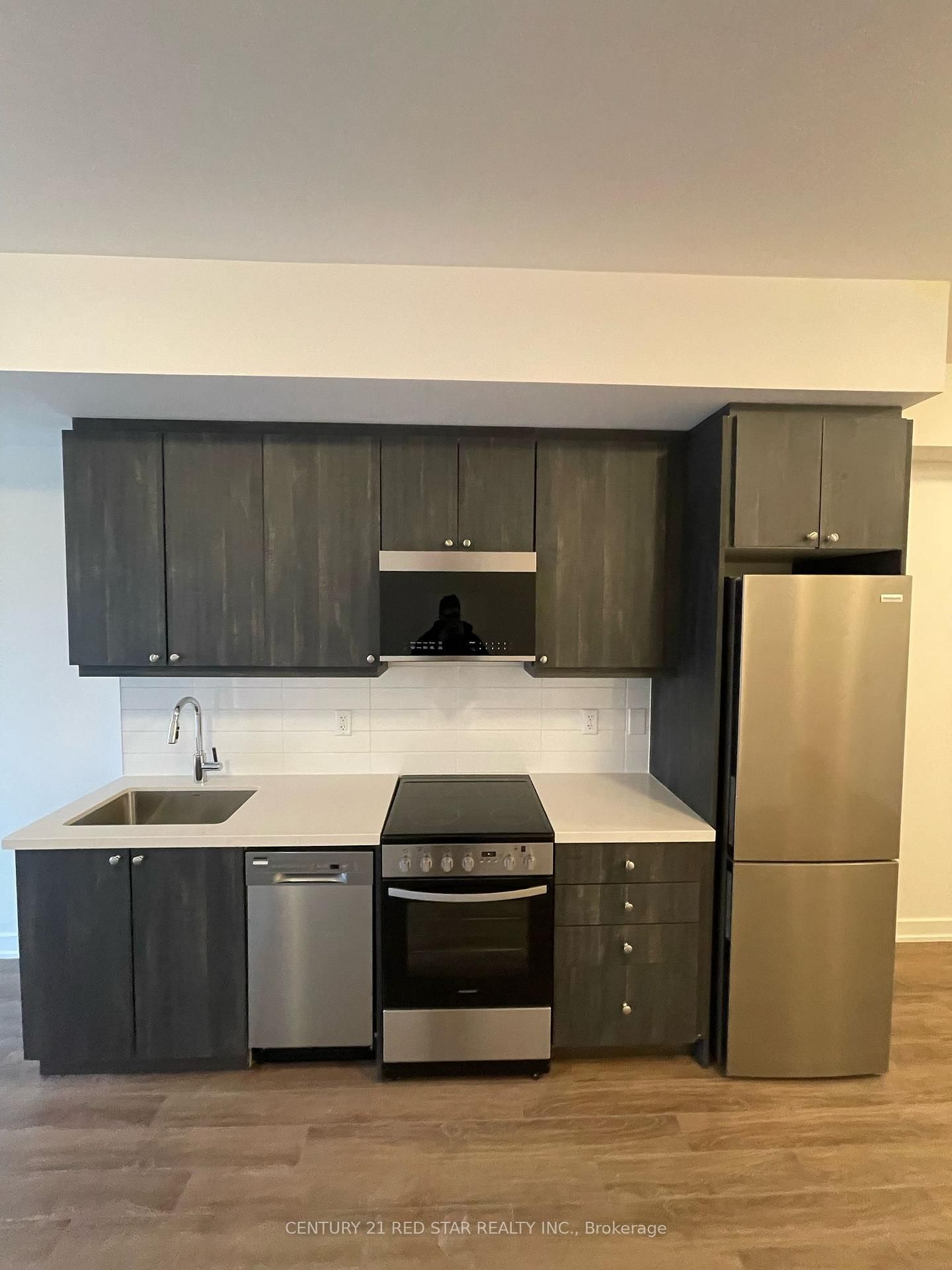 55 Clarington Boulevard, Unit 911 - Photo 4