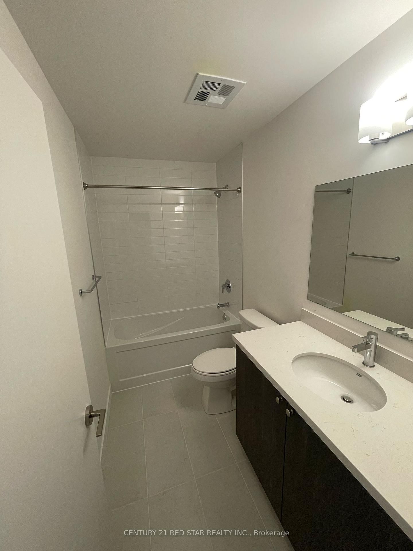 55 Clarington Boulevard, Unit 911 - Photo 9