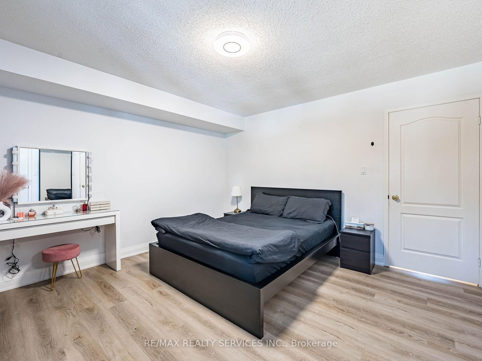 1995 Royal Road, Unit 136 - Photo 20