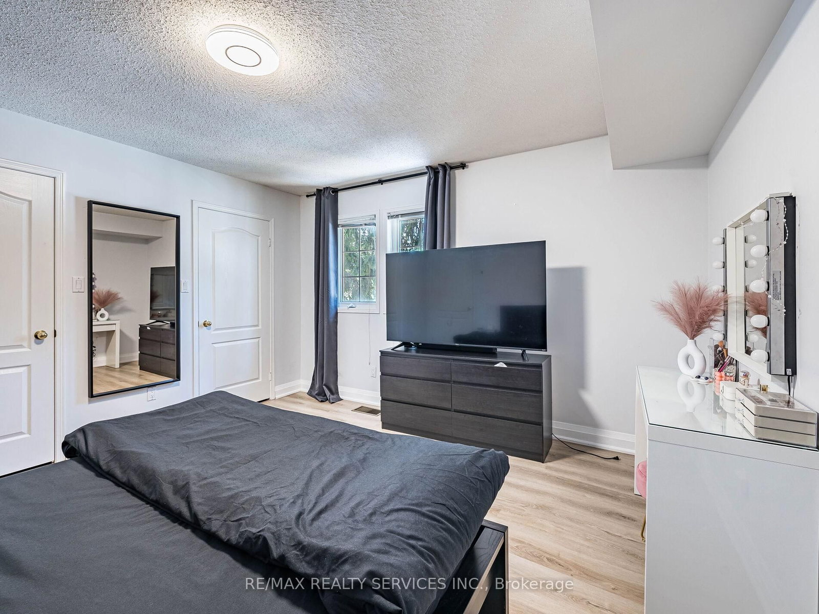 1995 Royal Road, Unit 136 - Photo 22